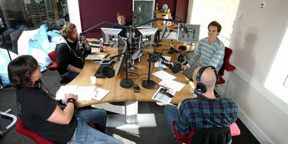 MANN fikk være med inn i det aller helligste når musikkpolitiet i P3 bestemmer hva som skal spilles på radio. MANN fikk være med inn i det aller helligste når musikkpolitiet i P3 bestemmer hva som skal spilles på radio.