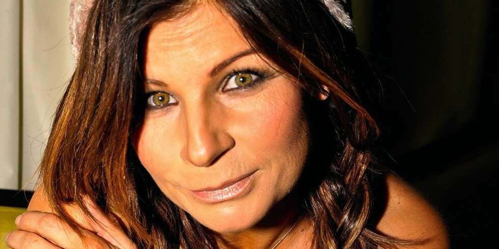 KONGELIG: Carola vil gjerne gi datteren en navn med royal schwung. KONGELIG: Carola vil gjerne gi datteren en navn med royal schwung.