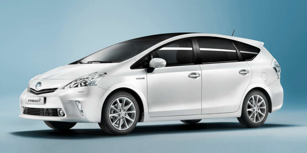 STØRRE HYBRID: Prius Plus blir større enn den normale varianten. Her er konseptbilen som ble vist fram på Genève-utstillingen. STØRRE HYBRID: Prius Plus blir større enn den normale varianten. Her er konseptbilen som ble vist fram på Genève-utstillingen.
