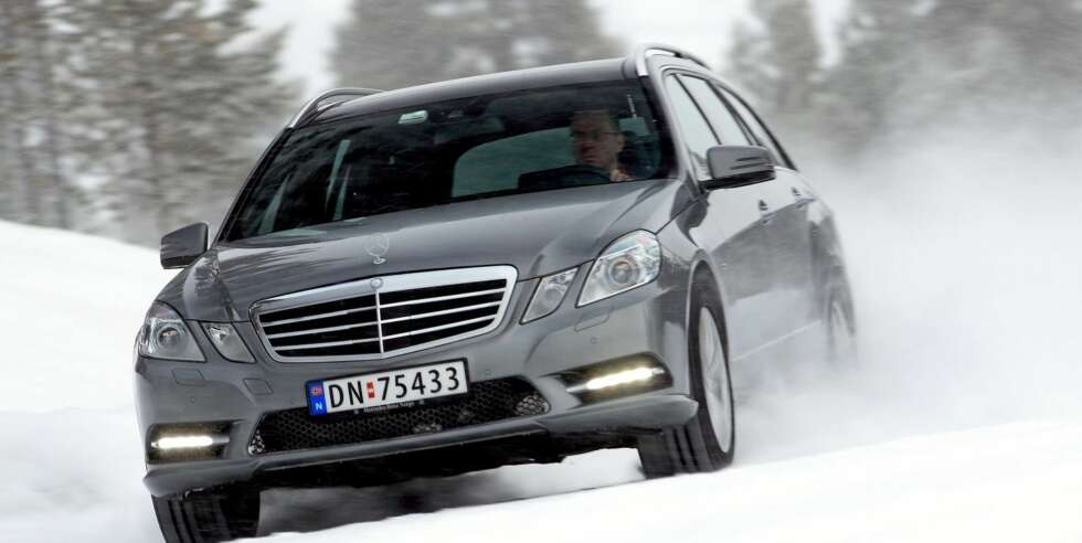 KOMFORT: Tyskerne kjøper Mercedes E-klasse når de vil ha komfort og god plass. Men også de synes den er dyr. FOTO: Egil Nordlien, HM Foto KOMFORT: Tyskerne kjøper Mercedes E-klasse når de vil ha komfort og god plass. Men også de synes den er dyr. FOTO: Egil Nordlien, HM Foto