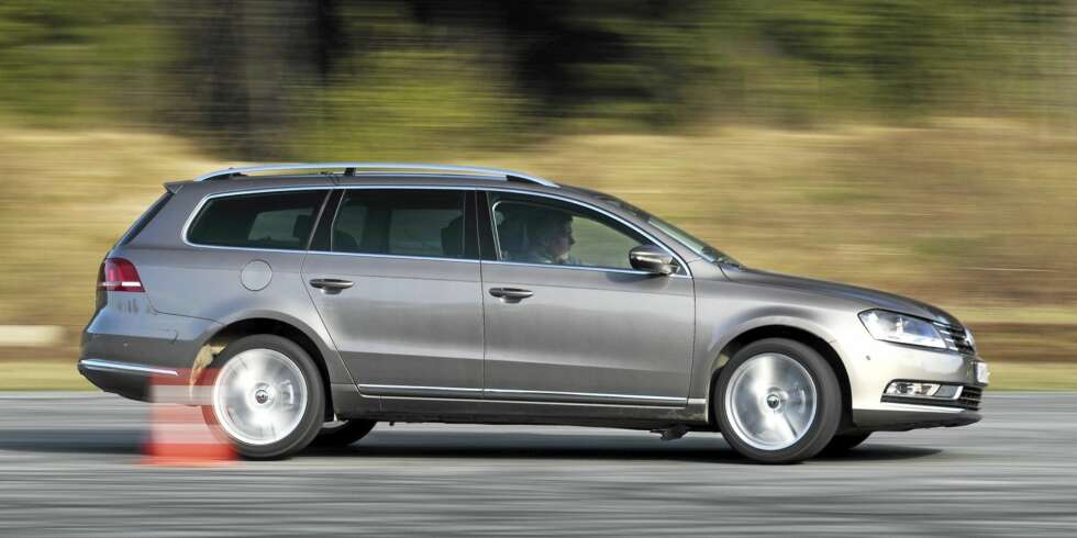 BEST LIKT: VW Passat av nyeste modellserie. FOTO: Egil Nordlien, HM Foto BEST LIKT: VW Passat av nyeste modellserie. FOTO: Egil Nordlien, HM Foto