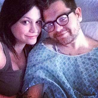 FORELDRE: Jack Osbourne (26) og hans forlovede Lisa Stelly har fått en datter. FORELDRE: Jack Osbourne (26) og hans forlovede Lisa Stelly har fått en datter.