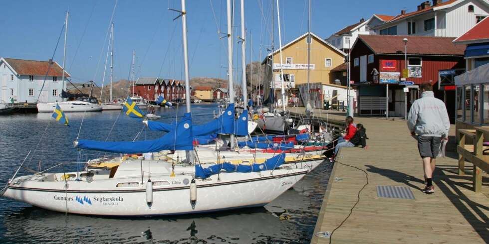 RISIKO: Det utgjør alltid en viss risiko å befinne seg ved sjøen, så også på en brygge. Det opplyser fungerende kommunikasjonssjef i Norsk Folkehjelp, Ivar Christiansen. FOTO: Vi Menn Båt RISIKO: Det utgjør alltid en viss risiko å befinne seg ved sjøen, så også på en brygge. Det opplyser fungerende kommunikasjonssjef i Norsk Folkehjelp, Ivar Christiansen. FOTO: Vi Menn Båt