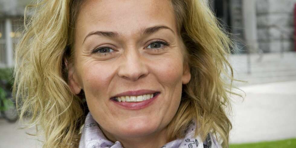 FORTSATT SINGEL: Vakre, single Line Verndal opplever at norske menn ikke er tøffe nok til å ta kontakt med henne ¿ i hvert fall ikke når de er edru! FORTSATT SINGEL: Vakre, single Line Verndal opplever at norske menn ikke er tøffe nok til å ta kontakt med henne ¿ i hvert fall ikke når de er edru!
