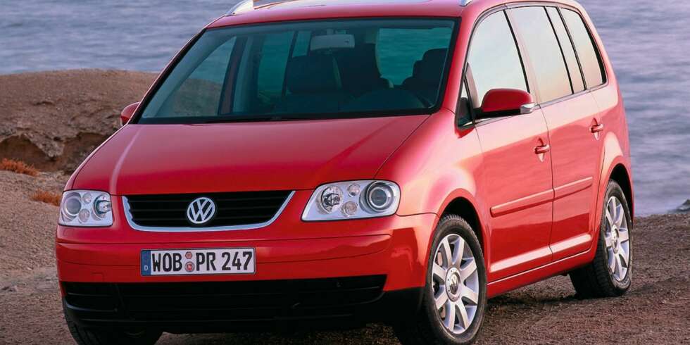 BRA BRUKTBIL: VW Touran er blant de beste brukte familiebilene som kan fås til under 130 000 kroner. Foto: Volkswagen BRA BRUKTBIL: VW Touran er blant de beste brukte familiebilene som kan fås til under 130 000 kroner. Foto: Volkswagen
