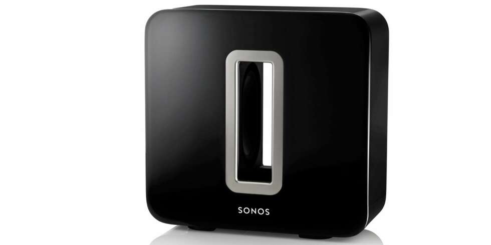 LØFT: Sonos SUB gir er realt lydløft til Sonos Play:3 høyttalere montert som et stereopar. LØFT: Sonos SUB gir er realt lydløft til Sonos Play:3 høyttalere montert som et stereopar.