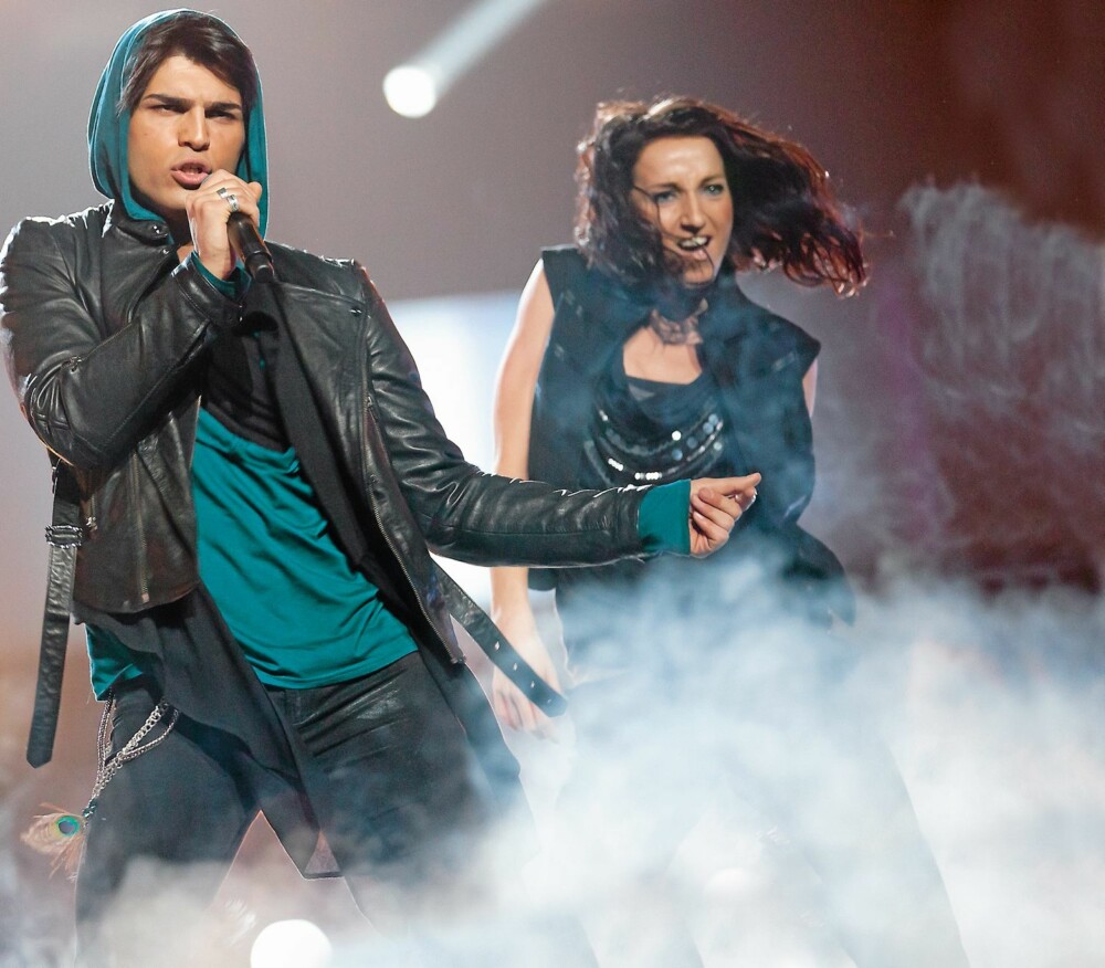 SCENEMESTER: Tooji er et fyrverkeri på scenen. Han lover å gi alt han har i helgens «Eurovision Song Contest»-finale i Baku i Aserbajdsjan. SCENEMESTER: Tooji er et fyrverkeri på scenen. Han lover å gi alt han har i helgens «Eurovision Song Contest»-finale i Baku i Aserbajdsjan.