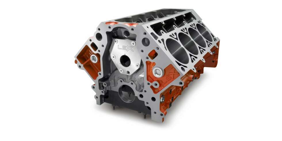 ÅTTESYLINDRET: En V8-motor som denne fra General Motors, har åtte hull til stemplene plassert i en V-form. ÅTTESYLINDRET: En V8-motor som denne fra General Motors, har åtte hull til stemplene plassert i en V-form.