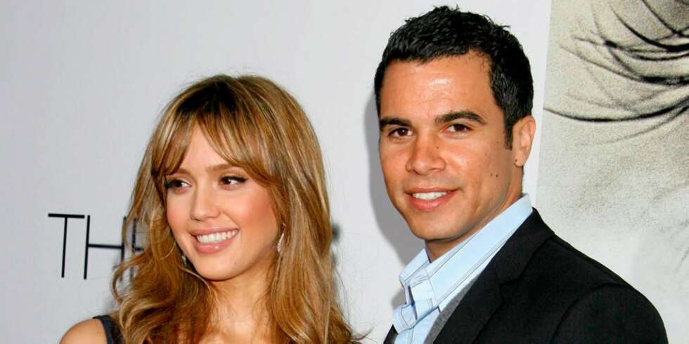 HEMMELIG GIFT: Jessica Alba og Cash Warren HEMMELIG GIFT: Jessica Alba og Cash Warren
