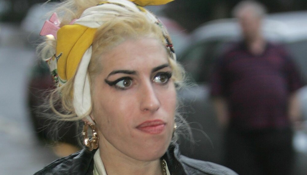 Amy Winehouse har blitt blond! Amy Winehouse har blitt blond!