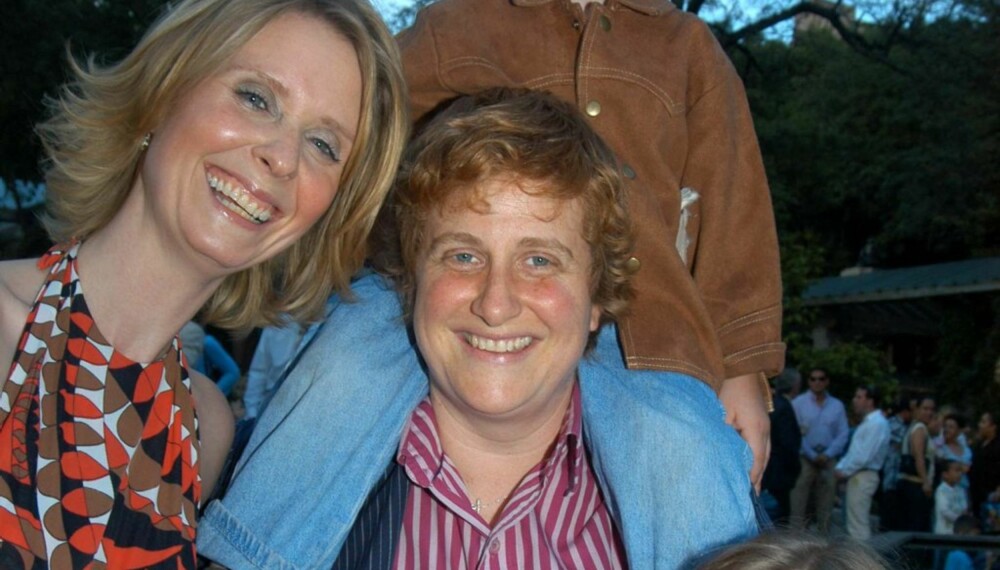 Cynthia Nixon og Christine Marinoni Cynthia Nixon og Christine Marinoni