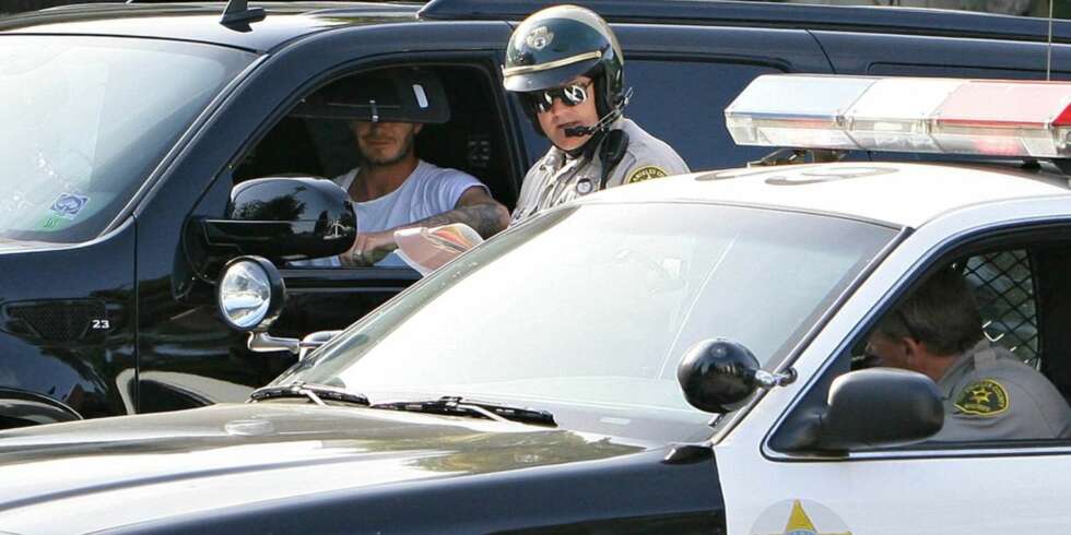 David Beckham får bot David Beckham får bot