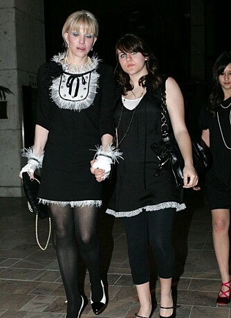 Courtney Love og datteren Frances Bean Courtney Love og datteren Frances Bean