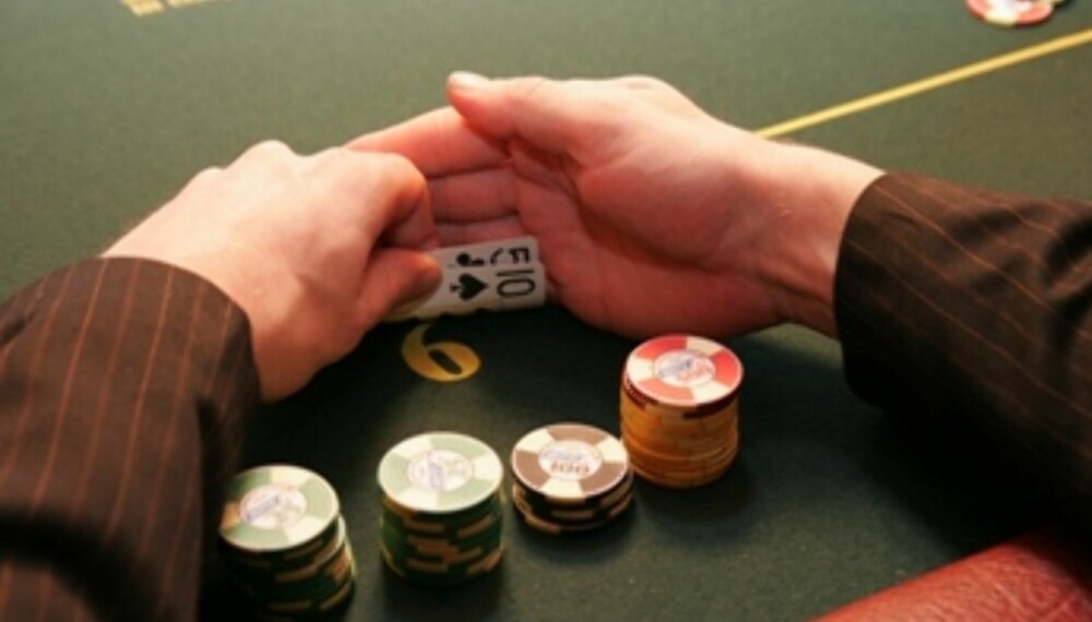 ALDRI MER UFLAKS: I Duplicate Poker skal den beste alltid vinne. ALDRI MER UFLAKS: I Duplicate Poker skal den beste alltid vinne.