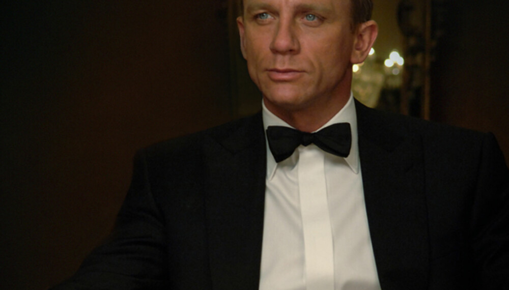 Den nye bond-helten Daniel Craig gjør jobben sin. Likevel er det endel feil og logiske brister i Casino Royale. Foto: Sonypictures Den nye bond-helten Daniel Craig gjør jobben sin. Likevel er det endel feil og logiske brister i Casino Royale. Foto: Sonypictures