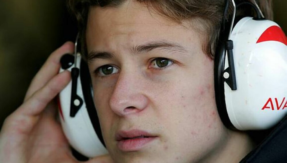 Ryktene sier at Marco Andretti begynner mde Formel 1. Foto: Sutton Ryktene sier at Marco Andretti begynner mde Formel 1. Foto: Sutton