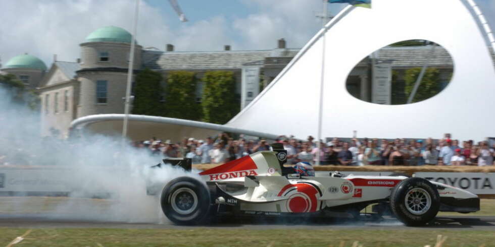 Festivalen neste helg blir en fantastisk oppvisning av alle tiders motorsportskjøretøyer. Festivalen neste helg blir en fantastisk oppvisning av alle tiders motorsportskjøretøyer.
