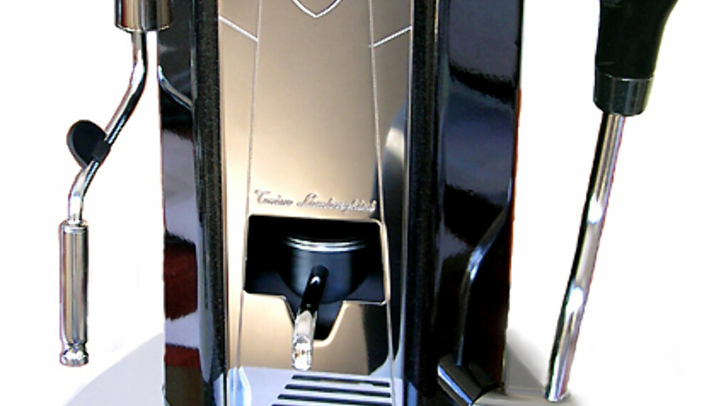 Lamborghini-espressomaskinen er ikke bare eksklusiv og flott - den skal visstnok også lage god kaffe. Lamborghini-espressomaskinen er ikke bare eksklusiv og flott - den skal visstnok også lage god kaffe.