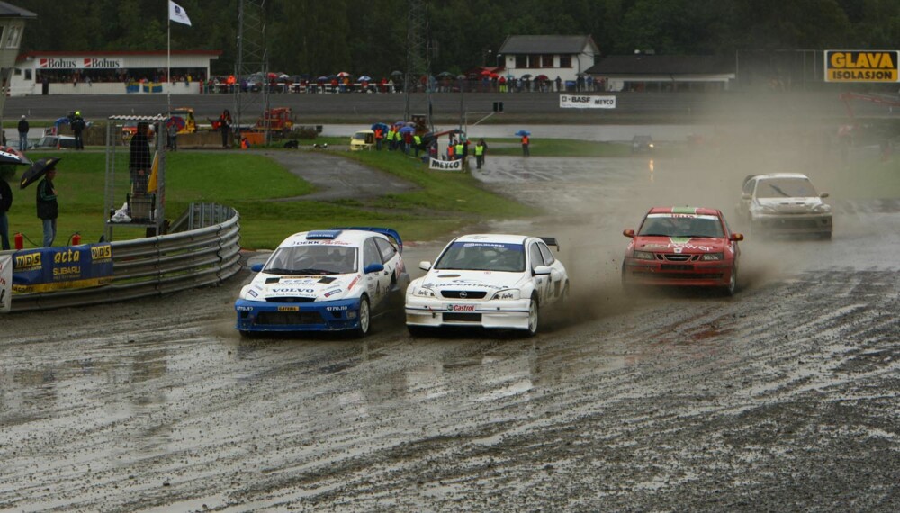 Søndagens kjøring ble preget av dårlig vær. (Foto: rallycross.info) Søndagens kjøring ble preget av dårlig vær. (Foto: rallycross.info)