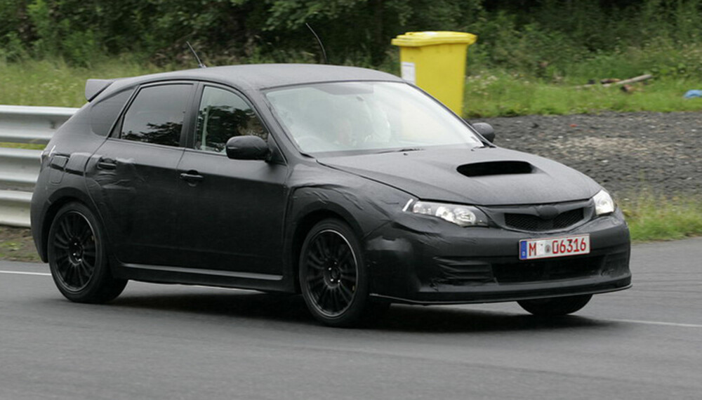 Neste Impreza-toppmodell får bredere skjermer og en sintere front enn standardmodellene. (Foto: Automedia) Neste Impreza-toppmodell får bredere skjermer og en sintere front enn standardmodellene. (Foto: Automedia)