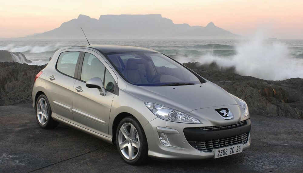 Peugeot har solgt over tre millioner eksemplarer av 307. Nå kommer 308. Peugeot har solgt over tre millioner eksemplarer av 307. Nå kommer 308.