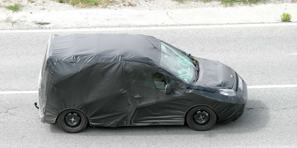 Bilen blir enda mer praktisk innvendig, og får en "søtere" design enn dagens modell. Den skal skille seg ut i trafikken. Foto: Automedia Bilen blir enda mer praktisk innvendig, og får en "søtere" design enn dagens modell. Den skal skille seg ut i trafikken. Foto: Automedia