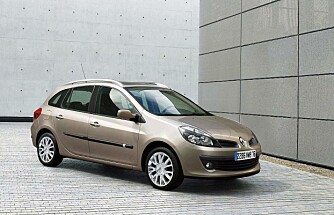 Et tydelig Renault-ansikt, slik vi også kjenner det igjen fra dagens modeller. Et tydelig Renault-ansikt, slik vi også kjenner det igjen fra dagens modeller.