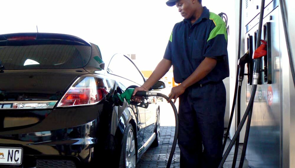 Du kan kjøre rundt i en bil som kan gå på biodiesel uten å vite det. Nå skal myndighetene informere deg. Du kan kjøre rundt i en bil som kan gå på biodiesel uten å vite det. Nå skal myndighetene informere deg.