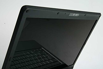 WEBKAMERA: Som seg hør og bør på en forbruker-PC nå til dags, har også Toshiba integrert webkamera. WEBKAMERA: Som seg hør og bør på en forbruker-PC nå til dags, har også Toshiba integrert webkamera.