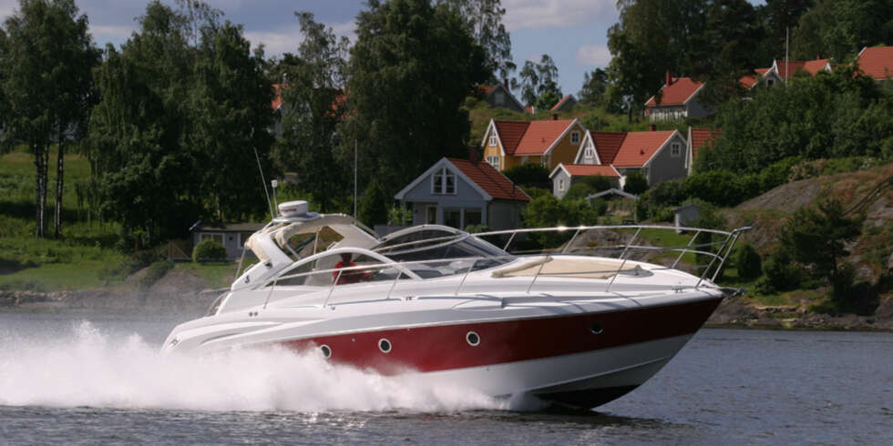 Enden på visa: Reportasjebåten fra Aquador måtte byttes med en Beneteau Monte Carlo 37. Enden på visa: Reportasjebåten fra Aquador måtte byttes med en Beneteau Monte Carlo 37.