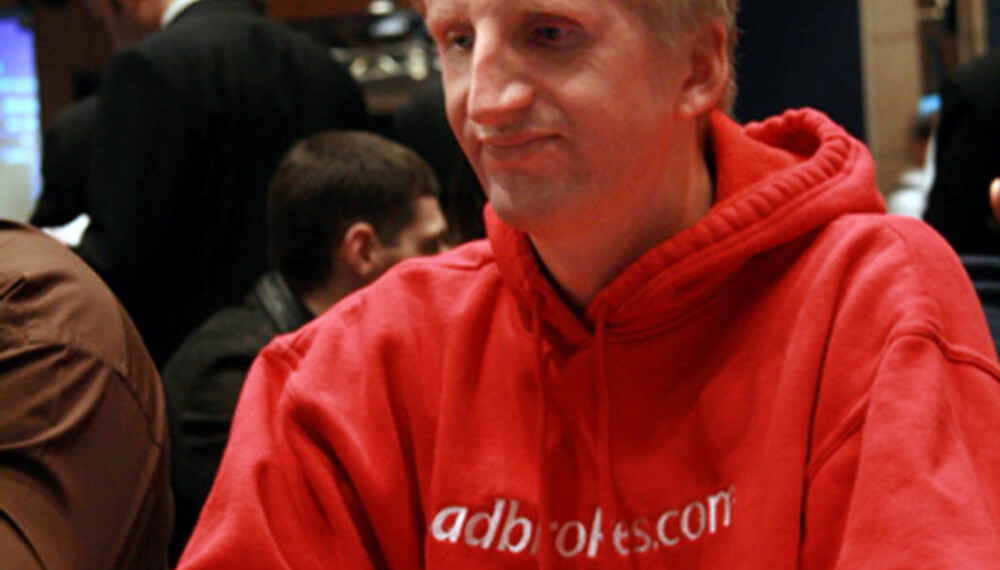Andreas Høivold er ute av turneringen. Annette Obrestad og Thor Hansen spiller videre som eneste norske. Foto: PokerStars Andreas Høivold er ute av turneringen. Annette Obrestad og Thor Hansen spiller videre som eneste norske. Foto: PokerStars