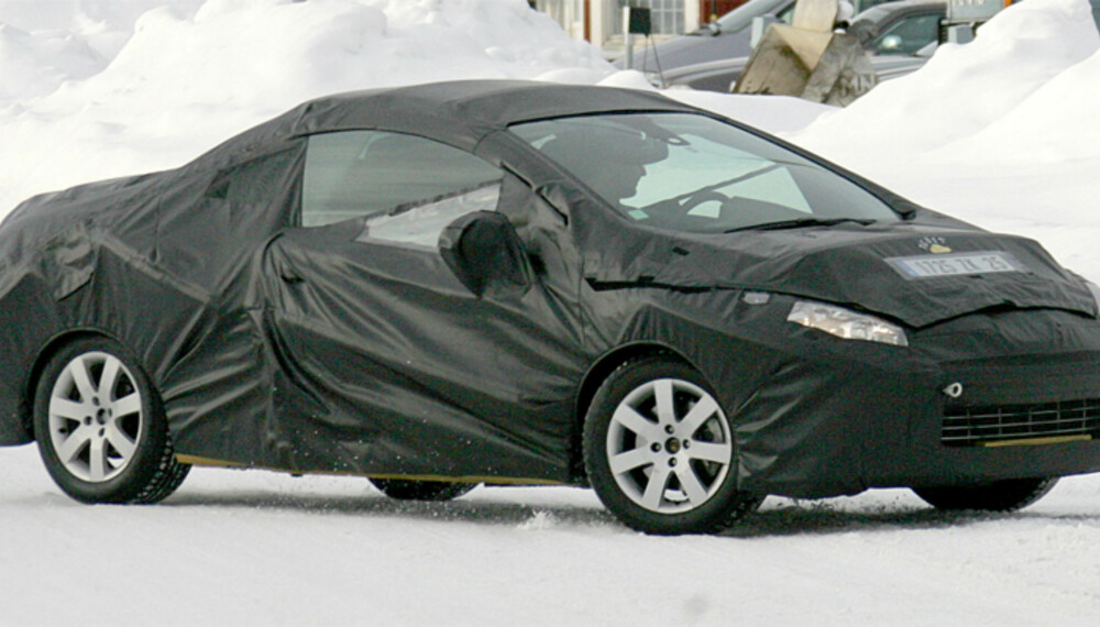 Den åpne 308-varianten skal lanseres om et års tid ¿ klar for sommeren ´09. Foto: Automedia Den åpne 308-varianten skal lanseres om et års tid ¿ klar for sommeren ´09. Foto: Automedia