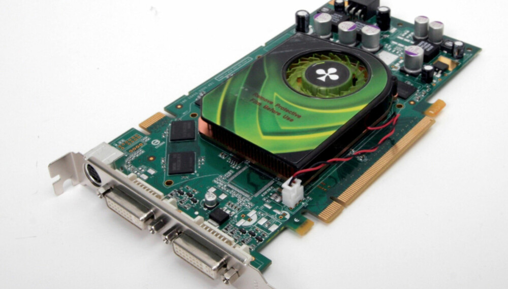 LIKT: Club 3D GeForce 7900GS legger seg på linje med XFX i denne testen av grafikkort. LIKT: Club 3D GeForce 7900GS legger seg på linje med XFX i denne testen av grafikkort.
