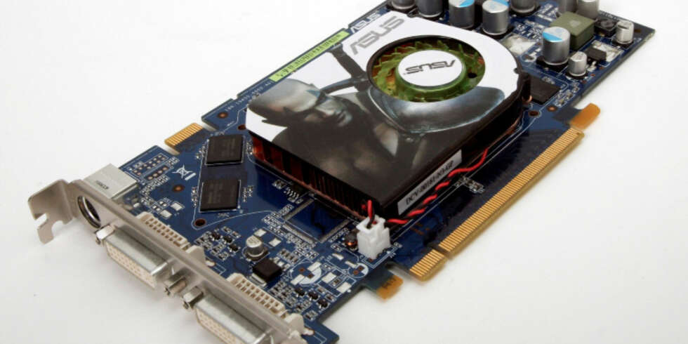NESTEN: Asus GeForce EN7900GS TOP når nesten helt til topps i vår test. NESTEN: Asus GeForce EN7900GS TOP når nesten helt til topps i vår test.