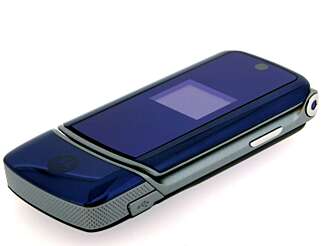 LEKKER: Motorola KRZR K1 er absolutt lekker å se på. LEKKER: Motorola KRZR K1 er absolutt lekker å se på.