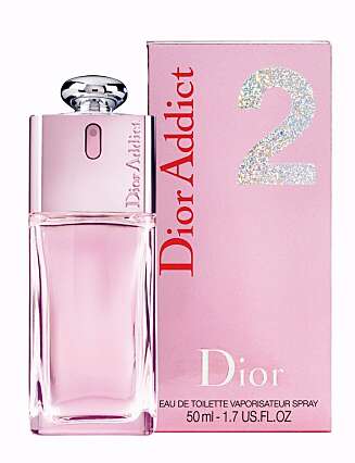SOMMERLIG: Eli Karis yndlingsduft i sommer heter Dior Addict.
Pris: 560 (50 ml) SOMMERLIG: Eli Karis yndlingsduft i sommer heter Dior Addict.
Pris: 560 (50 ml)