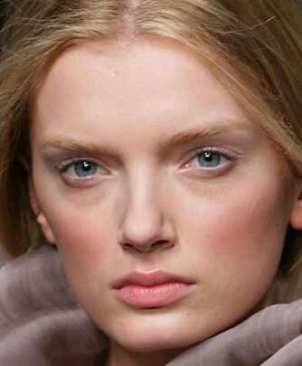 Naturlig look med lite makeup. (Foto: WireImage) Naturlig look med lite makeup. (Foto: WireImage)