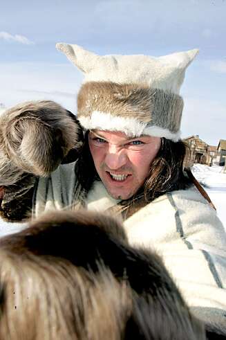 OPPRØRER: MIkkels siste store rolle var i filmen "Kautokeino-opprøret" som hadde premiére i februar 2008. OPPRØRER: MIkkels siste store rolle var i filmen "Kautokeino-opprøret" som hadde premiére i februar 2008.