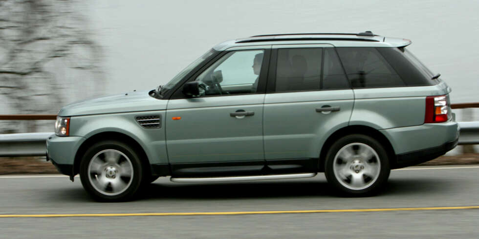 SUPERCHARGED: Range Rover Sport Supercharged er ingen smågutt på veien. SUPERCHARGED: Range Rover Sport Supercharged er ingen smågutt på veien.