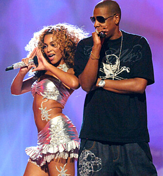 Beyonce og Jay-Z er supertalentfulle og supersexy sammen. Her fremfører de låten "Deja Vu". (Foto: WireImage) Beyonce og Jay-Z er supertalentfulle og supersexy sammen. Her fremfører de låten "Deja Vu". (Foto: WireImage)