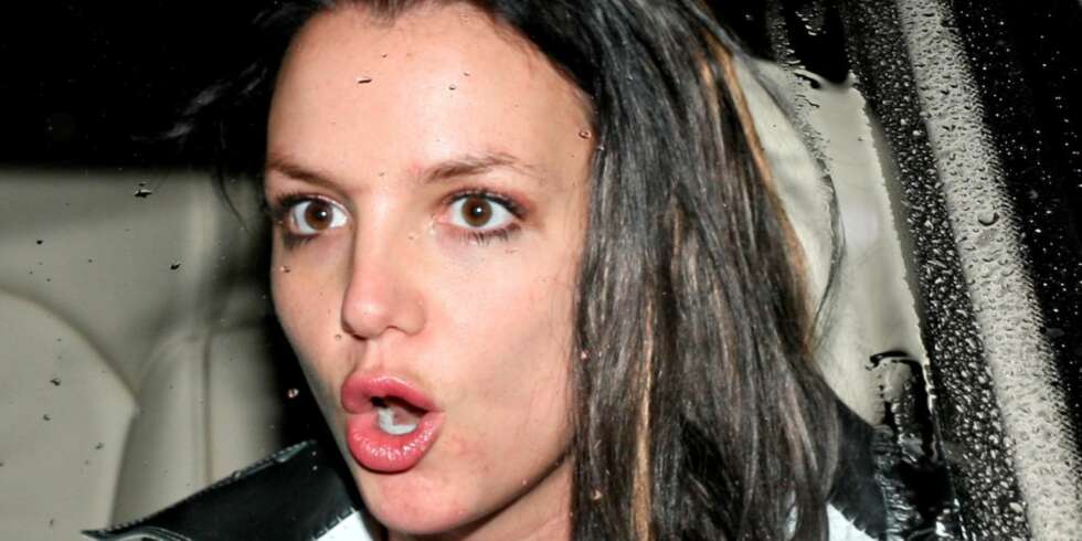 SINT UNG DAME: Britney lar sinnet sitt overfor familien synes i sin nye sang "ATM". SINT UNG DAME: Britney lar sinnet sitt overfor familien synes i sin nye sang "ATM".