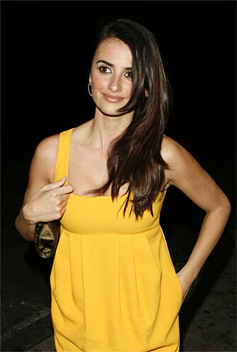 Penelope Cruz bruker falske øyevipper i reklame for maskara fra LOréal. (Foto: WireImage/All Over) Penelope Cruz bruker falske øyevipper i reklame for maskara fra LOréal. (Foto: WireImage/All Over)