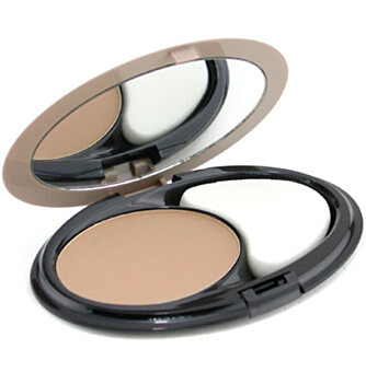 Helena Rubinstein, Illumination Compact pudder med faktor 15. (Foto: Strawberrynet.com) Helena Rubinstein, Illumination Compact pudder med faktor 15. (Foto: Strawberrynet.com)