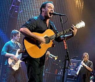 HEDRET FRA SCENEN: Dave Matthews i Dave Matthews Band HEDRET FRA SCENEN: Dave Matthews i Dave Matthews Band