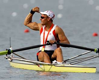 FORSVARTE GULLET: Olaf Tufte forsvarte gullmedaljen fra OL i Athen i singlesculler. FORSVARTE GULLET: Olaf Tufte forsvarte gullmedaljen fra OL i Athen i singlesculler.