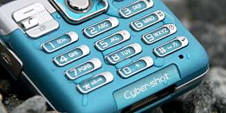 Noe av det vi har trukket for på Sony Ericsson c702 er knappene. Etter vår smak er de litt for små. Noe av det vi har trukket for på Sony Ericsson c702 er knappene. Etter vår smak er de litt for små.
