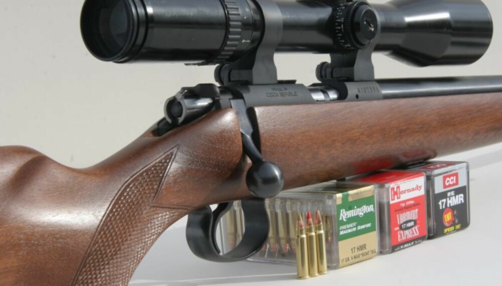 CZ 452 Varmint - effektivt våpen til fugl og smått småvilt. CZ 452 Varmint - effektivt våpen til fugl og smått småvilt.