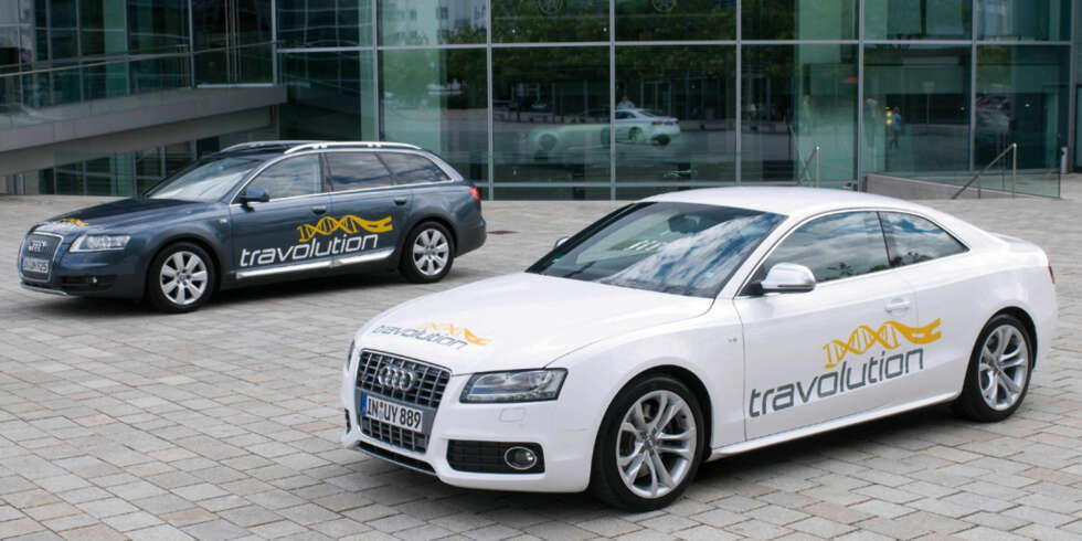 Disse to testbilene, en Allroad og en S5, kan kanskje føre til at vi i framtiden får bedre trafikkflyt gjennom byene her i landet? Disse to testbilene, en Allroad og en S5, kan kanskje føre til at vi i framtiden får bedre trafikkflyt gjennom byene her i landet?