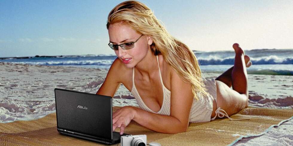 NETTET ER PC-EN: Med et weblager på 50 GB vil du alltid ha tilgang til nødvendige dokumenter. NETTET ER PC-EN: Med et weblager på 50 GB vil du alltid ha tilgang til nødvendige dokumenter.