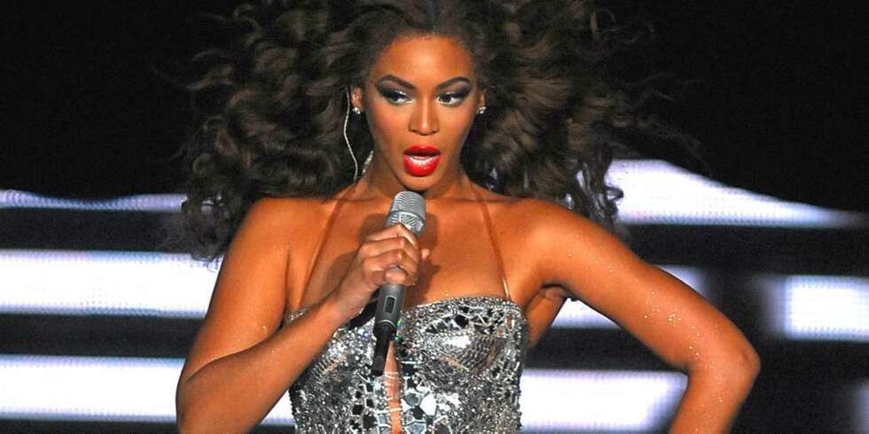 NYTT ALBUM: Beyoncé sitt tredje soloalbum lanseres i midten av november. Den skal være hennes hittil mest personlige og replekterende plate. NYTT ALBUM: Beyoncé sitt tredje soloalbum lanseres i midten av november. Den skal være hennes hittil mest personlige og replekterende plate.